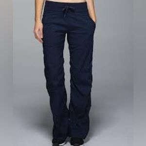 Lululemon Dance Studio pant. *Lined. True Navy. Size 2. NWT.